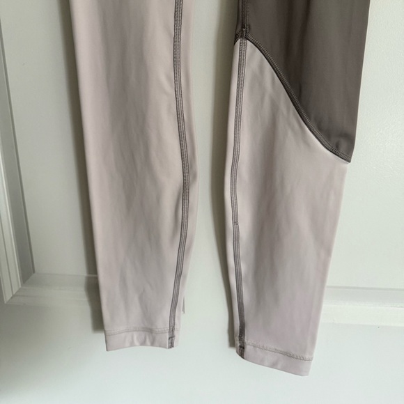 NWT Lululemon Speed Wunder Under Leggings Tights Asymmetrical Colorblock Size 2 - Picture 3 of 5